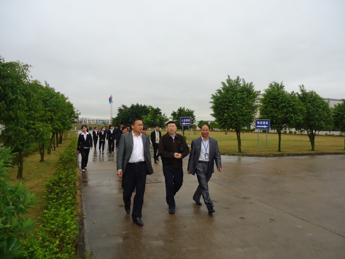 ܙ(qun)ˌί(hu)ίTʡ֌u(png)J(rn)C(wn)º˾zָ(do)